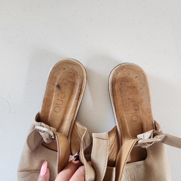 Bueno Raine Open Toe Beige Leather Sandals Shoes Size 9 EU 40 Minimalist Classic - Picture 4 of 6
